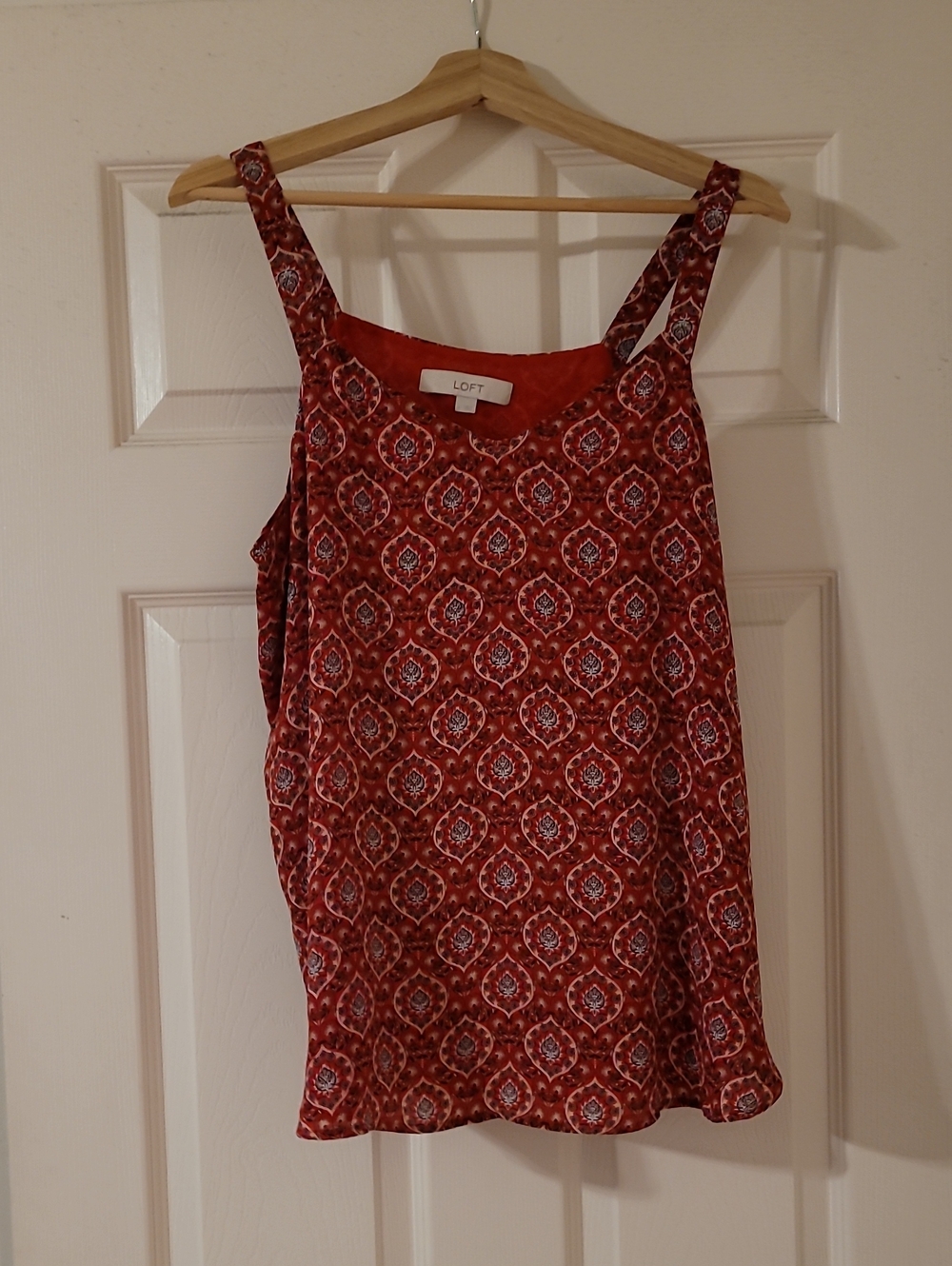 LOFT Red Printed Sleeveless Camisole
